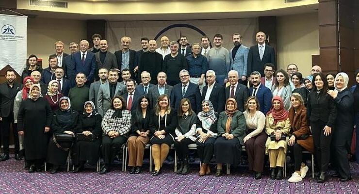 Akça Koca Kültür Platformu’nda ekonomi konuşuldu