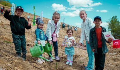 CANiK çocukları geleceğe kök salıyor