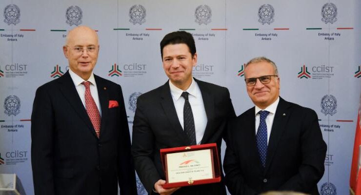 Desa Deri’ye İtalya’dan büyük ödül