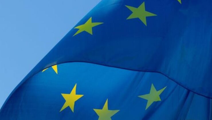 Euro Bölgesi ekonomisi resesyonun eşiğinden döndü