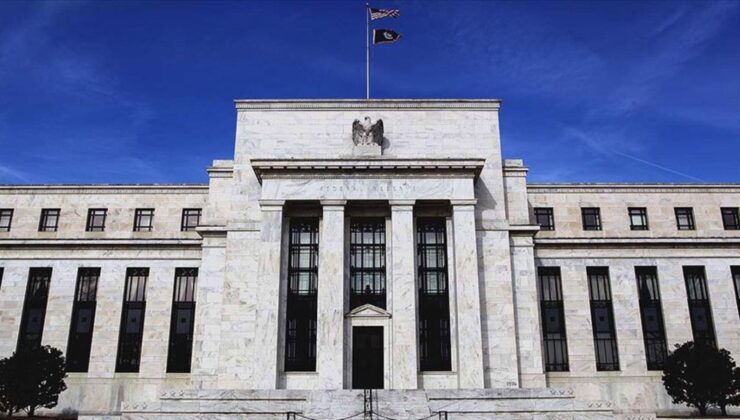 Fed, SVB’deki işlemleri inceleyecek
