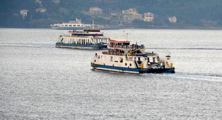 Gökçeada ve Bozcaada’da feribot seferleri iptal edildi