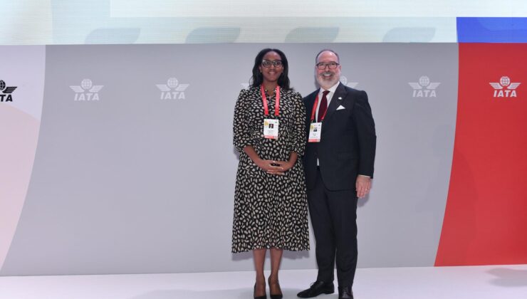 IATA’da bayrak değişimi