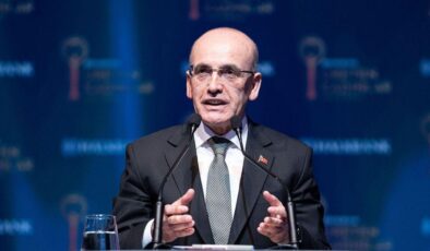 Mehmet Şimşek: Sırtımızı sıcak paraya dayamış değiliz