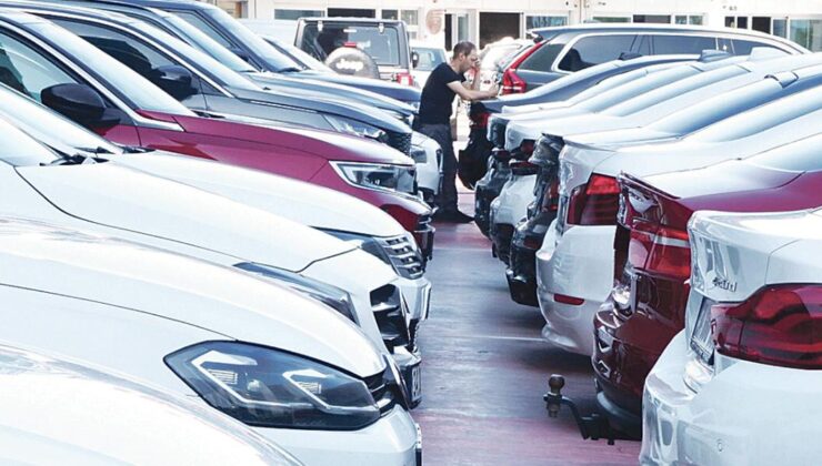 Otomotiv satışları 5 ayda 500 bine yaklaştı