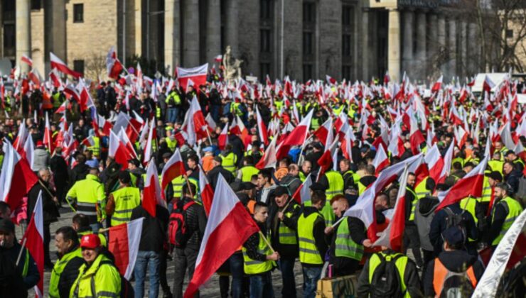 Polonya’da binlerce çiftçi, AB’nin tarım politikalarını protesto etti