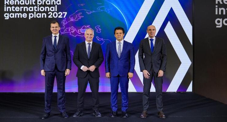 Renault, Bursa’da 4 yeni otomobil üretecek