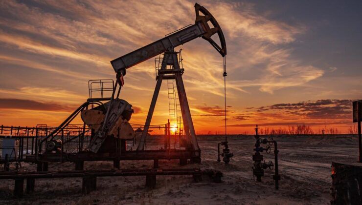 Rusya’nın petrol ve doğalgaz gelirleri azaldı