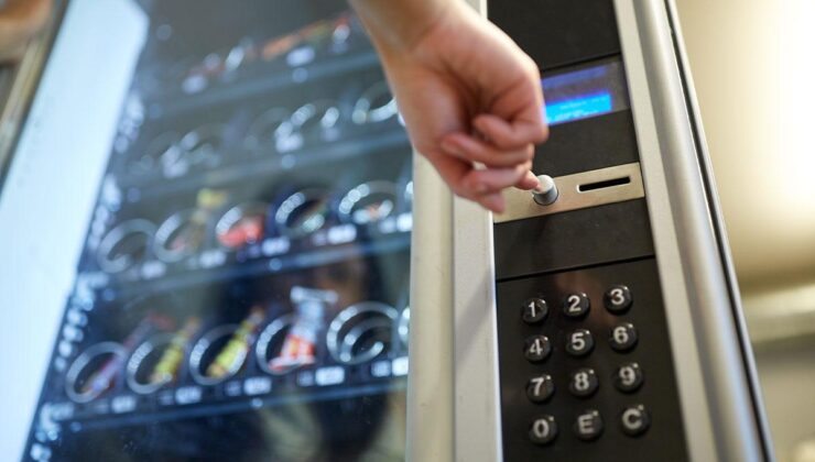 Türkiye’nin ilk otomat marketi hizmete girdi