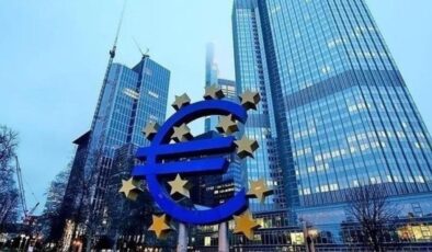 Euro Bölgesi ekonomisi ikinci çeyrekte yüzde 0,3 büyüdü