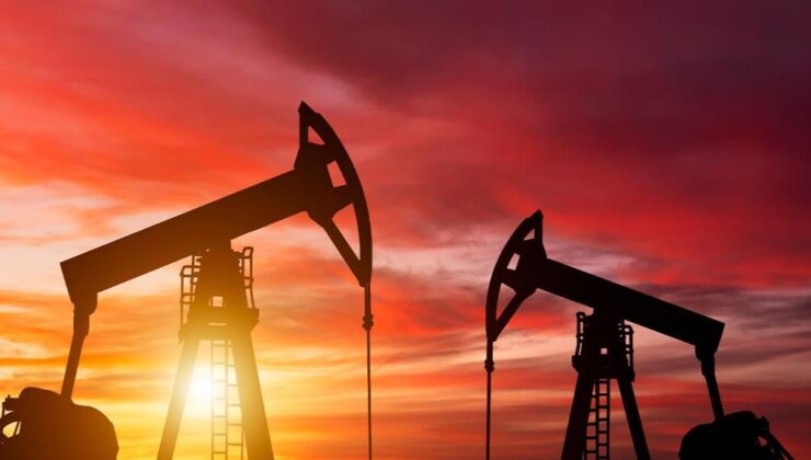 Petrol jeopolitik risklerle yükselmeye devam ediyor