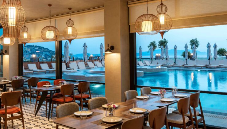 Elite World Kuşadası’nda yılbaşı şöleni