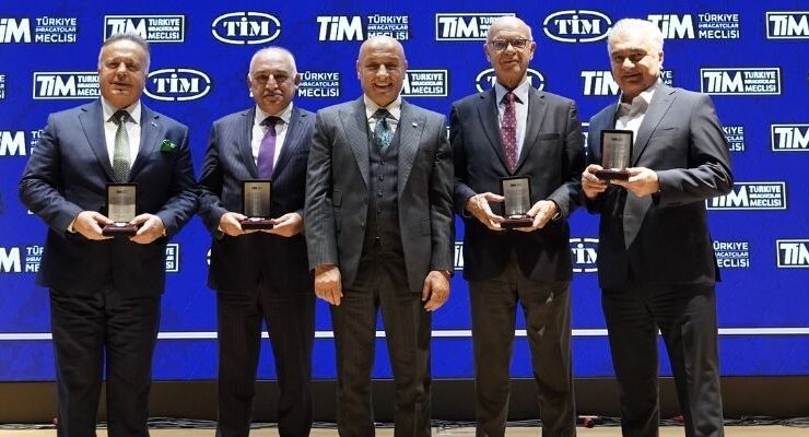 TİM, ihracatta iz bırakanları unutmadı