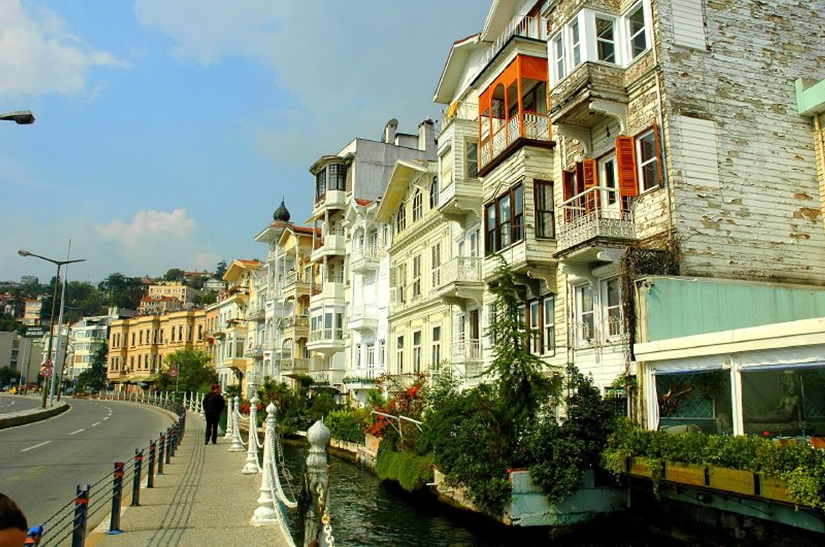 ARNAVUTKÖY