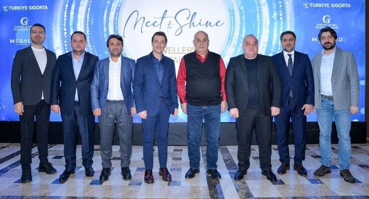 Mücevher sektörü Antalya’da bir araya geldi