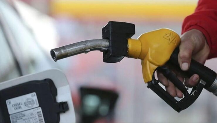 Akaryakıt fiyatları güncel durum: Benzin 1 lira 27 kuruş zamlandı
