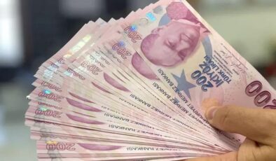 Akyazı Belediyesi, çalışanlarına yüzde 47 zam yaptı