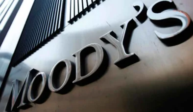 Moody’s Arjantin’in kredi notunu arttırdı