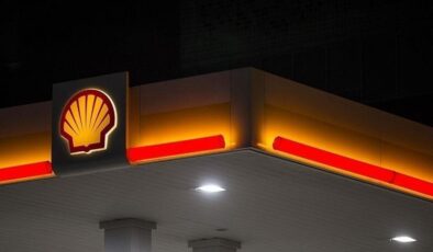 Shell LNG üretim tahminini aşağı çekti, hisseleri yüzde 2 değer kaybetti