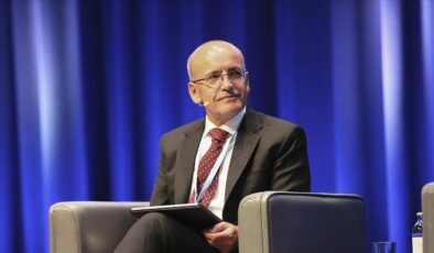 Bakan Şimşek, Suudi Arabistan’da Türkiye ekonomisini değerlendirdi