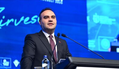 Bakan Kacır, sınai mülkiyet portföyünü 22 yılda 2 milyona çıkardıklarını bildirdi