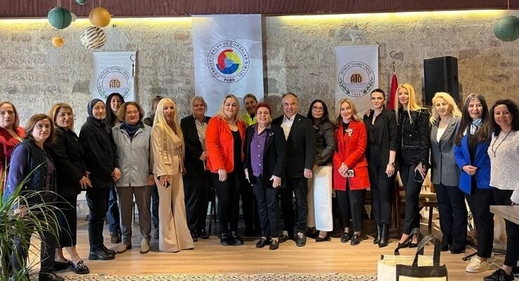 Ayvalıklı kadınların topluma ilham veren öyküleri