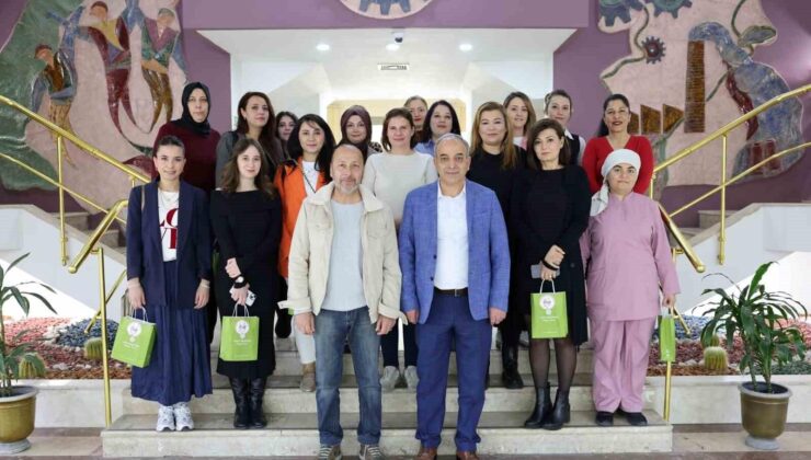 Denizli OSB’de 8 Mart Dünya Kadınlar Günü kutlaması yapıldı