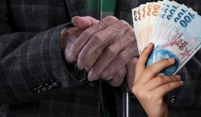 Emekliye bayram ikramiyesi neden 3 bin TL olarak yattı? Neden eksik yattığı belli oldu
