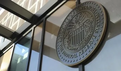 Fed faiz açıklaması sonrası altın yeniden yükseldi