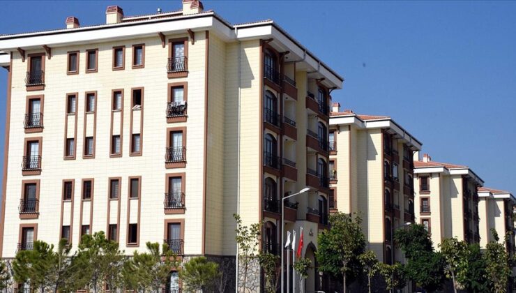 Konut fiyatında reel düşüş sürüyor