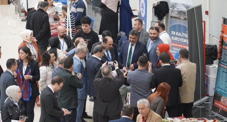 Konya Ticaret Zirvesi’nde iş birliği rüzgarı: Üretici ve satınalma devleri buluştu