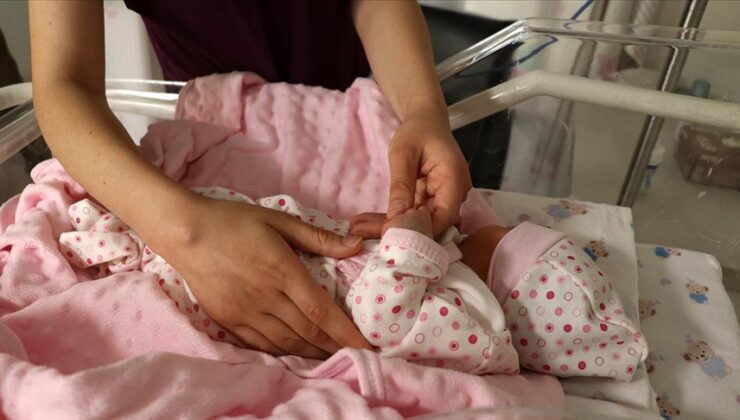 Özel sektörede ücretli doğum izni parasını kim öder?