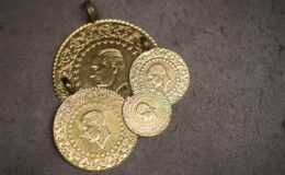 Altın düşüşünü sürdürdü! Ticaret savaşı endişesi hafifliyor