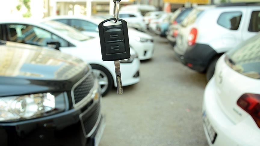 ikinci el araç fiyatları neden düşüyor