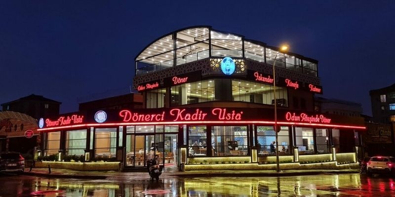 istanbul en meşhur dönercisi en iyi 5 dönerci