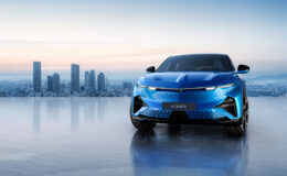Elektrikli spor otomobil tutkunları hazır mı? Alpine A390 Türkiye pazarına göz kırptı!