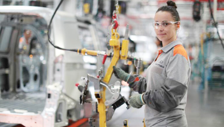 Otomotive kadın eli artık daha fazla değecek