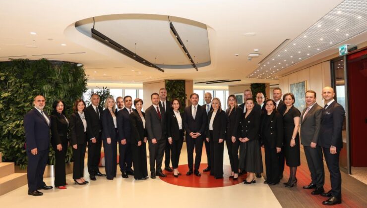 Akbank üst yönetiminde yeni dönem! Genel müdür yardımcıları değişti