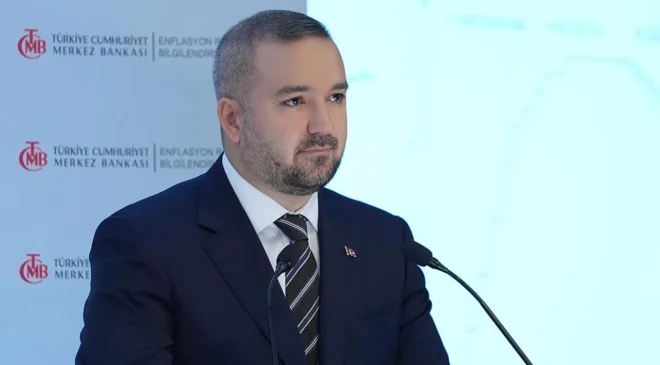 Yıl sonu enflasyon tahmini kaç oldu? TCMB Başkanı Karahan canlı yayında açıkladı