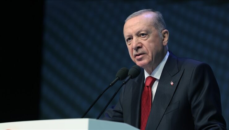 Cumhurbaşkanı Erdoğan: Enflasyon 11 aydır düşüyor, Türkiye küresel fırtınada güçlü ilerliyor