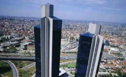 Sabancı Holding beklentinin altında zarar açıkladı