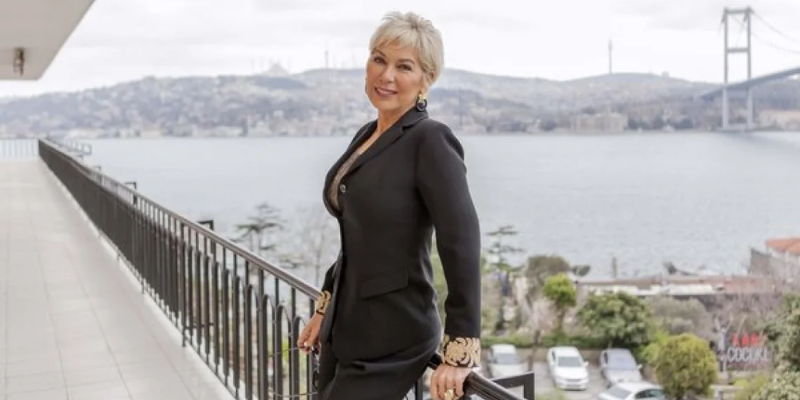 Leyla Alaton, AK Parti