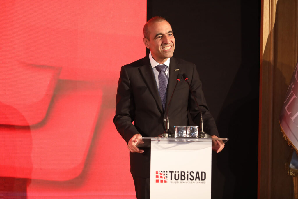 TÜBİSAD'da güven tazelendi: Mehmet Ali Tombalak yeniden başkan! 3 Mehmet Ali Tombalak