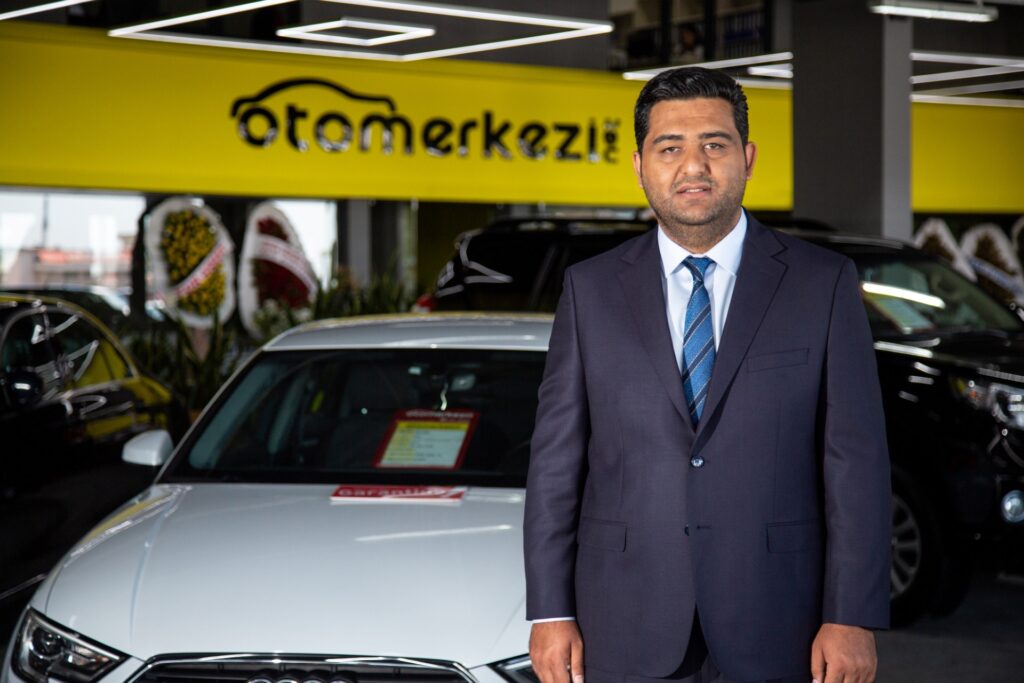 
Otomerkezi-CEOsu-Muhammed-Ali-Karakas