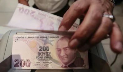 Hazine iki tahvilde 60,8 milyar TL borçlandı