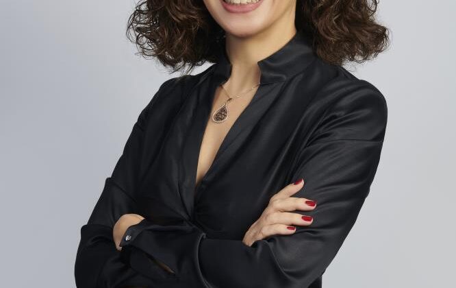 Sinem Sandıkçı Gökçen kimdir?