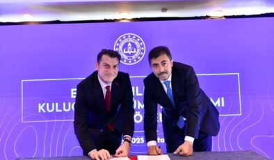 Yapay zekâ eğitime yön veriyor: TETZ 2025’te yerli teknolojiye uluslararası açılım kapısı açıldı!