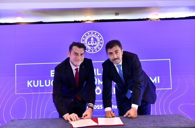 Yapay zekâ eğitime yön veriyor: TETZ 2025’te yerli teknolojiye uluslararası açılım kapısı açıldı!
