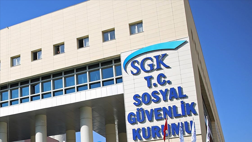 18 yaşını doldurmuş erkek çocuğu babasının sigortasından yararlanabilir mi