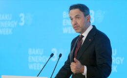 Bakan Bayraktar, Azerbaycan’da petrol ve doğal gaz üretimimizi artıracak adımı duyurdu